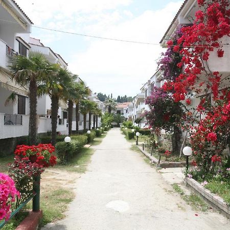 Villa Repas Пефкохори Екстериор снимка
