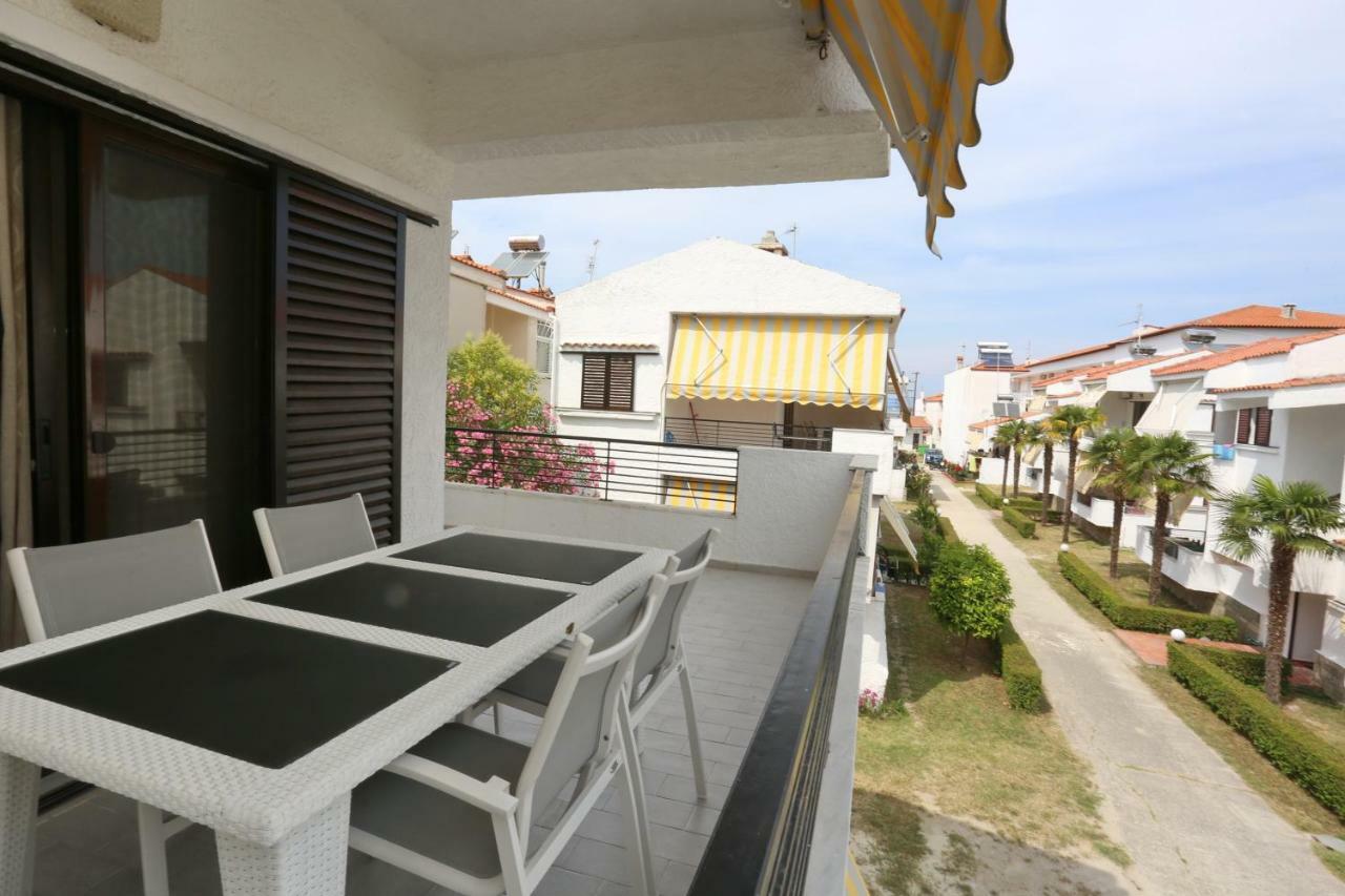 Villa Repas Пефкохори Екстериор снимка