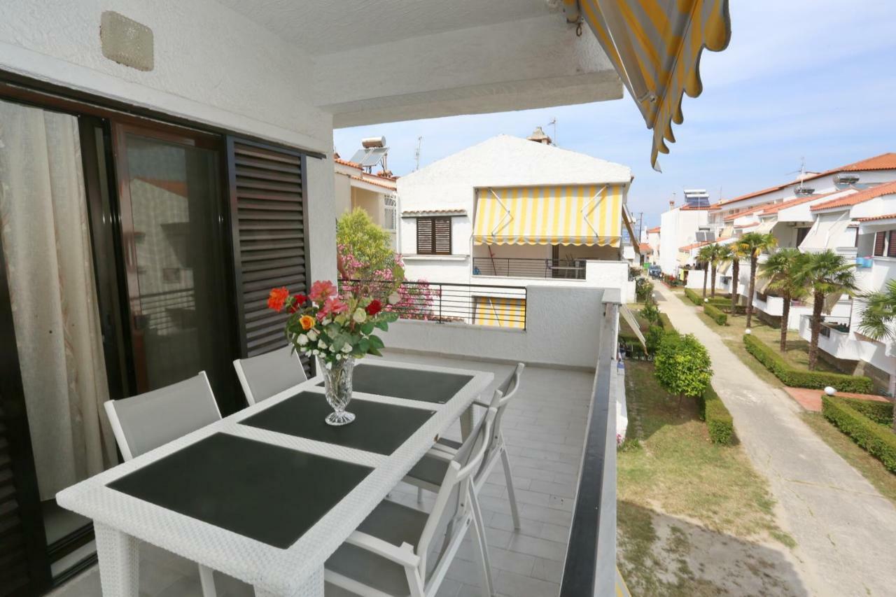 Villa Repas Пефкохори Екстериор снимка