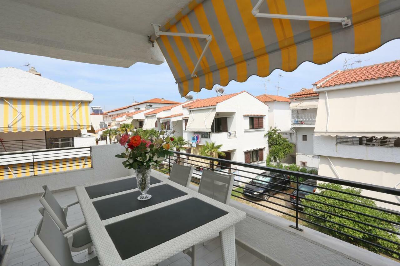 Villa Repas Пефкохори Екстериор снимка